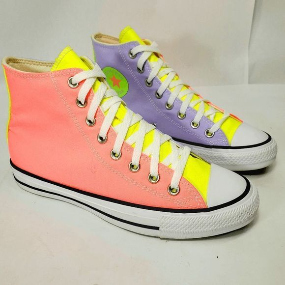 Converse Chuck Taylor Electric Blush Multicolor - Size US Men's 6.5 Women 8.5 16 - Picture 1 of 10